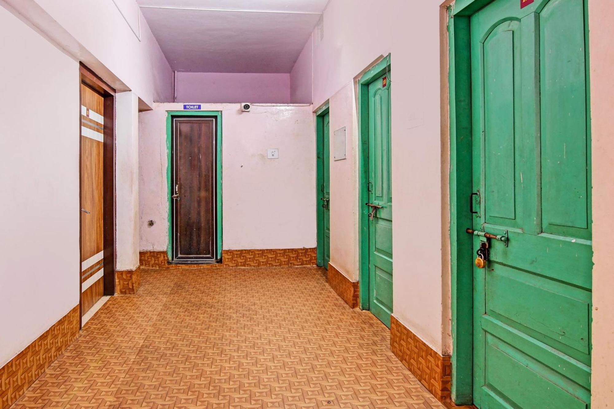 Hotel O Mahalaxmi Lodge Urali Exterior photo
